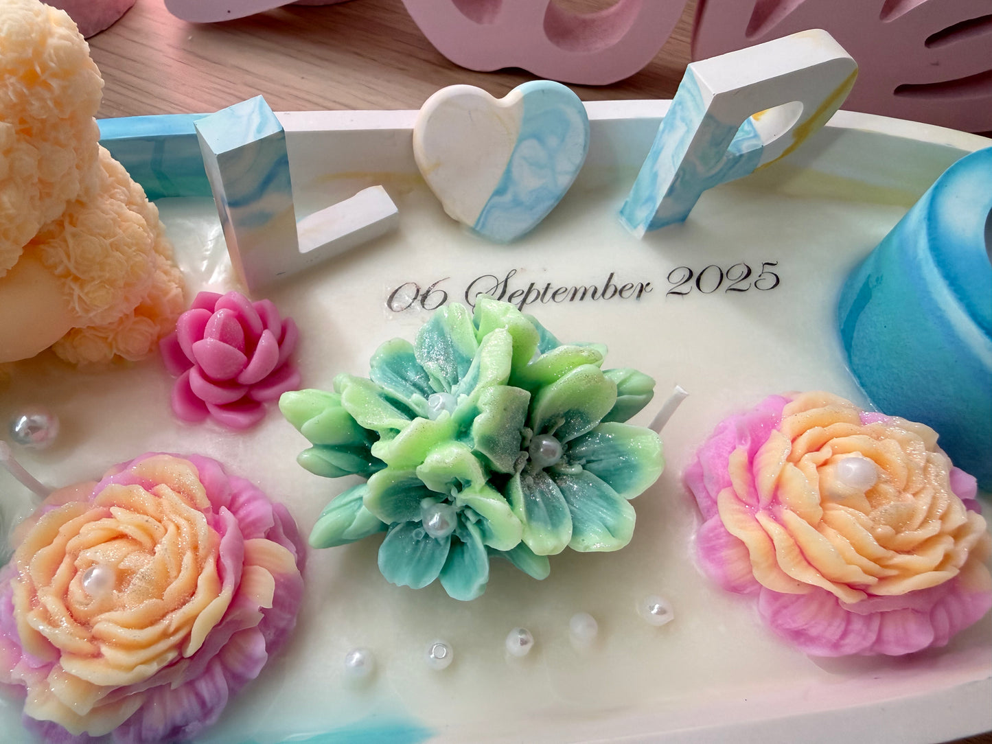 🌈 „Lieblingsmensch“-Schale mit Kerzen & Deko | Handgemacht & personalisierbar | Geschenk für Freund, Freundin oder Paar – handgemacht, personalisierbar, hochwertige Deko