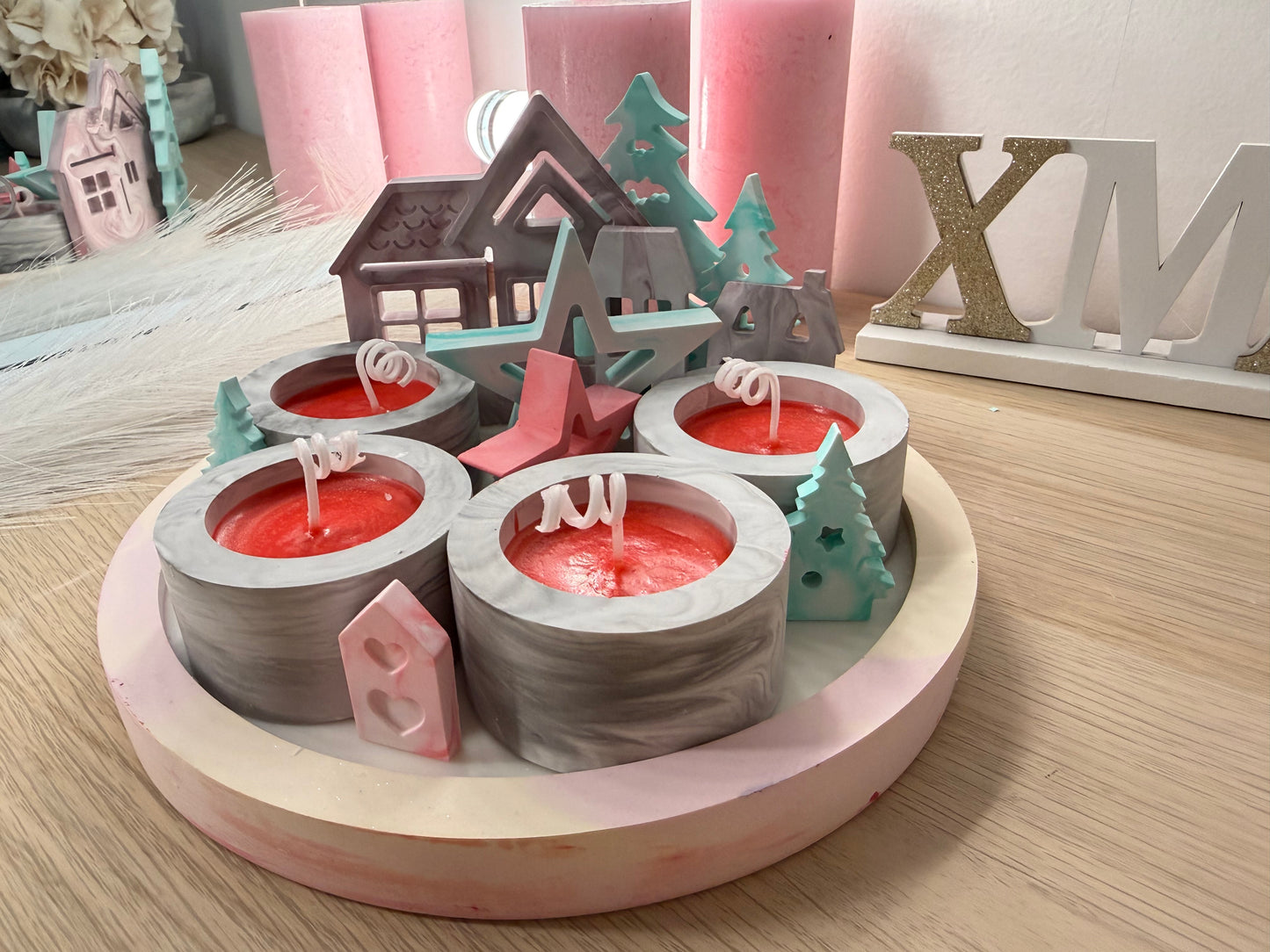 Handgemachte Weihnachtsdeko mit Kerzen – festliche Adventsschale aus Gips – personalisierbare Winterdekoration – handgemacht, personalisierbar, hochwertige Deko