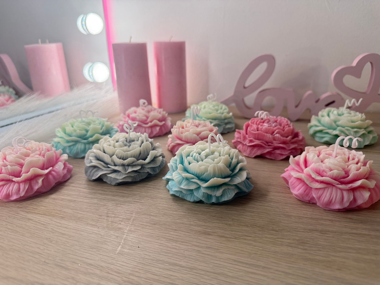 Blütenkerze – handgefertigte Deko-Blume aus Sojawachs in Wunschfarbe ( im Set günstiger)