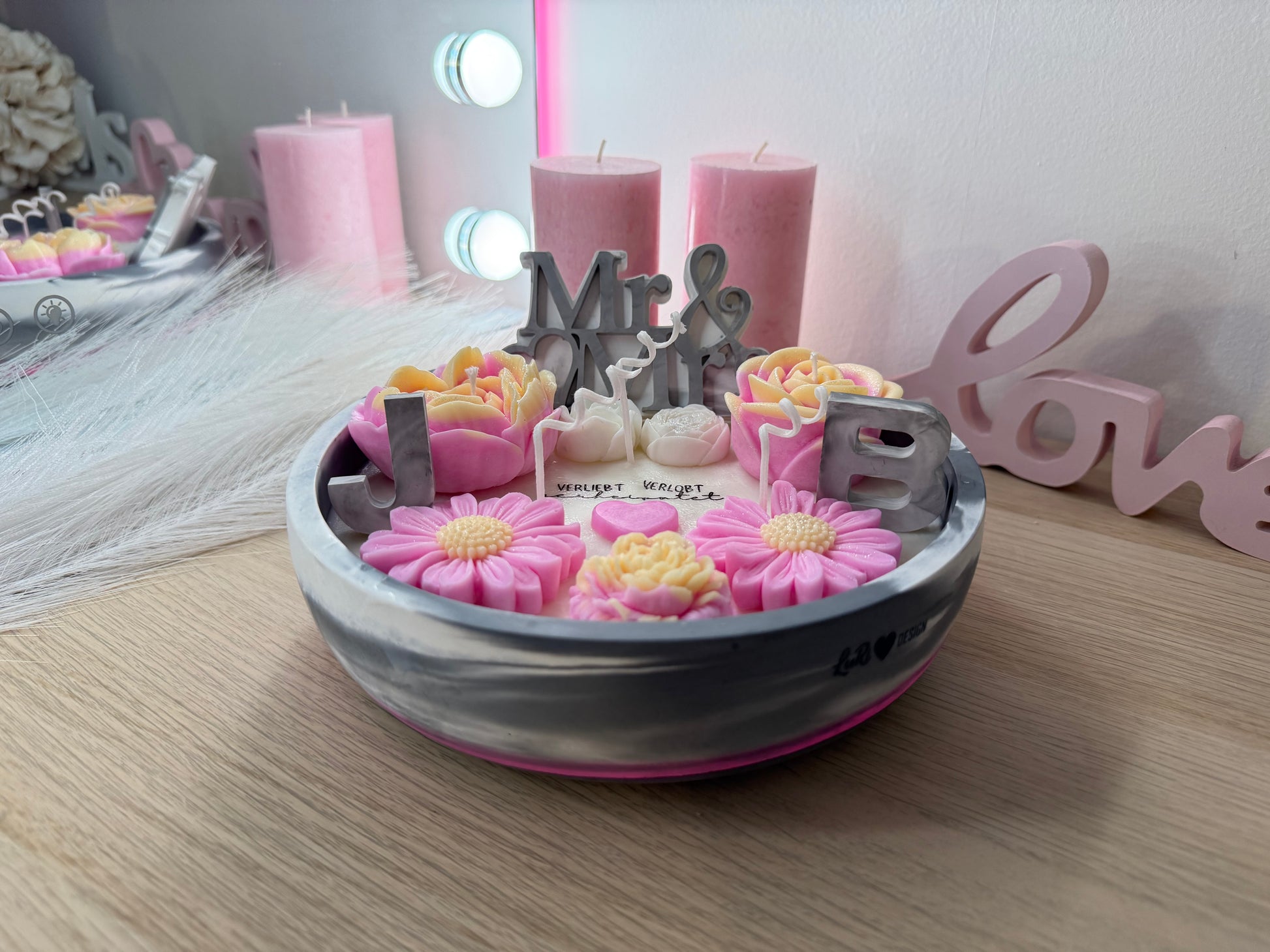 Edles Deko-Arrangement in Marmoroptik – handgegossene Geschenkidee für Hochzeit & Verlobung – personalisierbares Geschenk – handgemacht, personalisierbar, hochwertige Deko