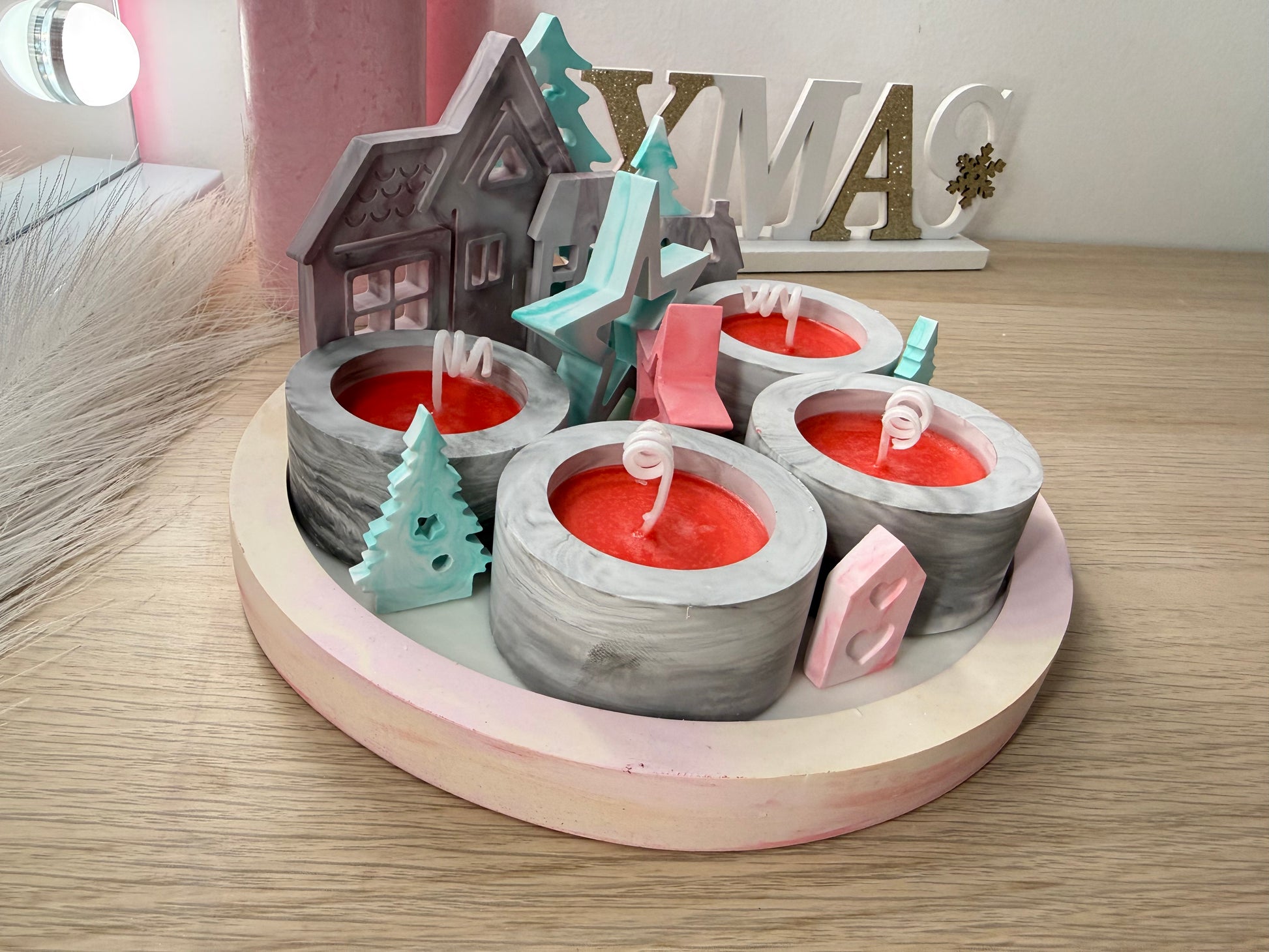 Handgemachte Weihnachtsdeko mit Kerzen – festliche Adventsschale aus Gips – personalisierbare Winterdekoration – handgemacht, personalisierbar, hochwertige Deko