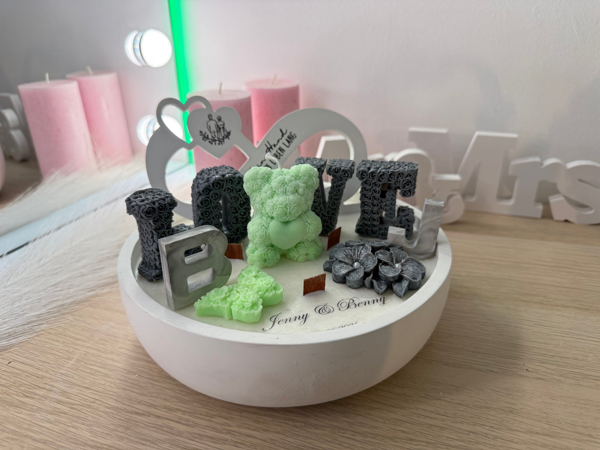 Exklusive LOVE-Schale mit mintgrünem Bären – Handgefertigtes Deko-Highlight & besonderes Geschenk – personalisierbares Geschenk – handgemacht, personalisierbar, hochwertige Deko