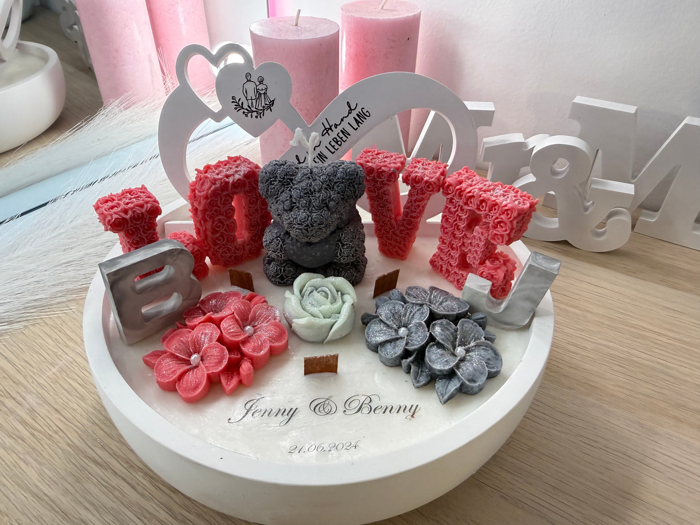 Personalisierte Liebesschale mit „LOVE“-Design – Handgefertigtes Geschenk zur Hochzeit oder zum Jahrestag – handgemacht, personalisierbar, hochwertige Deko