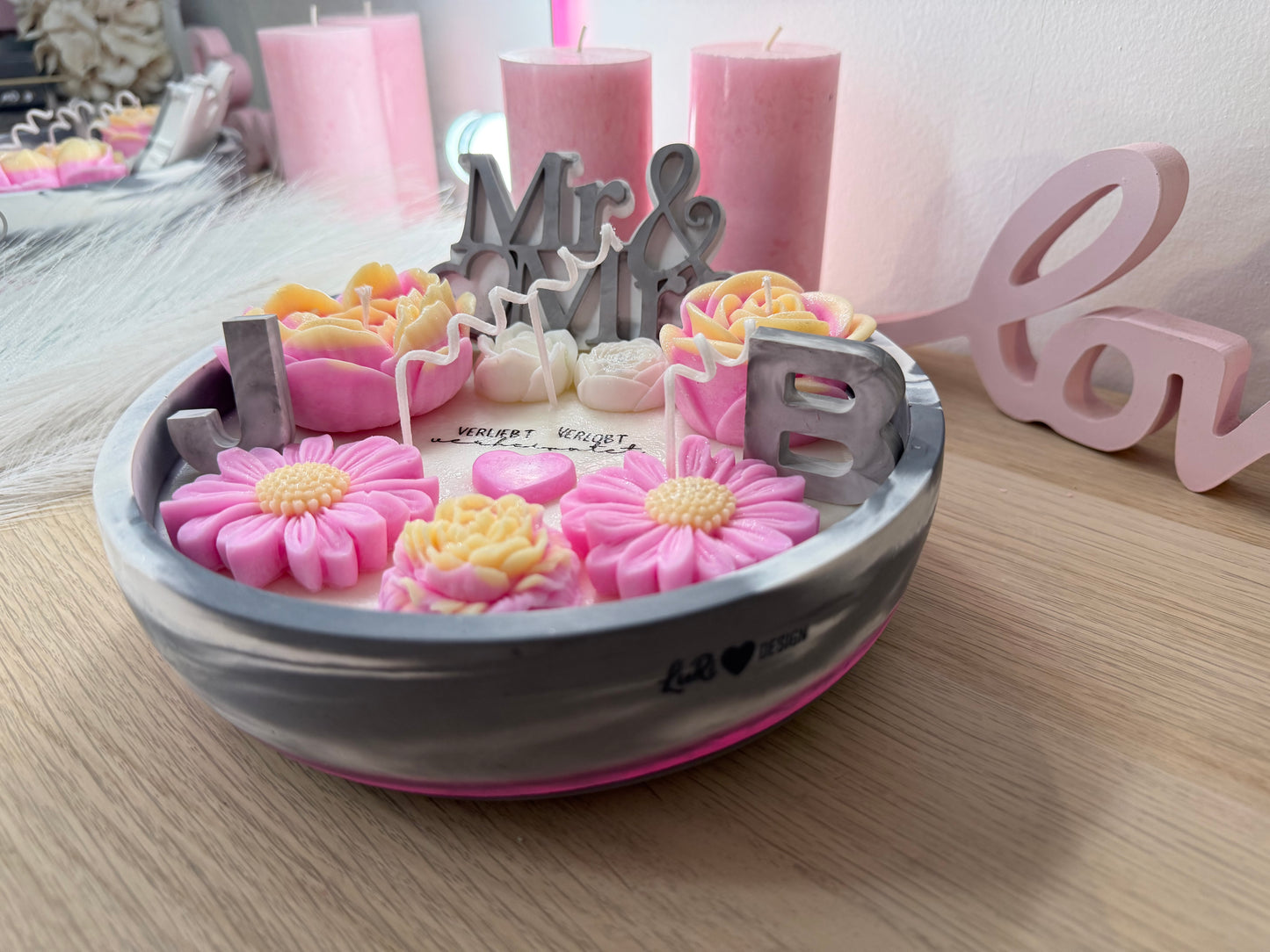 Edles Deko-Arrangement in Marmoroptik – handgegossene Geschenkidee für Hochzeit & Verlobung – personalisierbares Geschenk – handgemacht, personalisierbar, hochwertige Deko