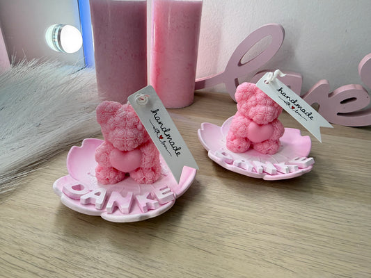 Danke-Mini-Tablett – handgefertigte Blütenschale mit Rosenbär aus Sojawachs