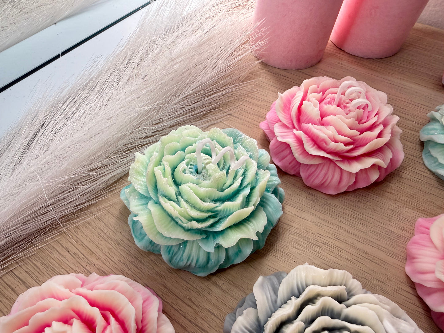 Blütenkerze – handgefertigte Deko-Blume aus Sojawachs in Wunschfarbe ( im Set günstiger)