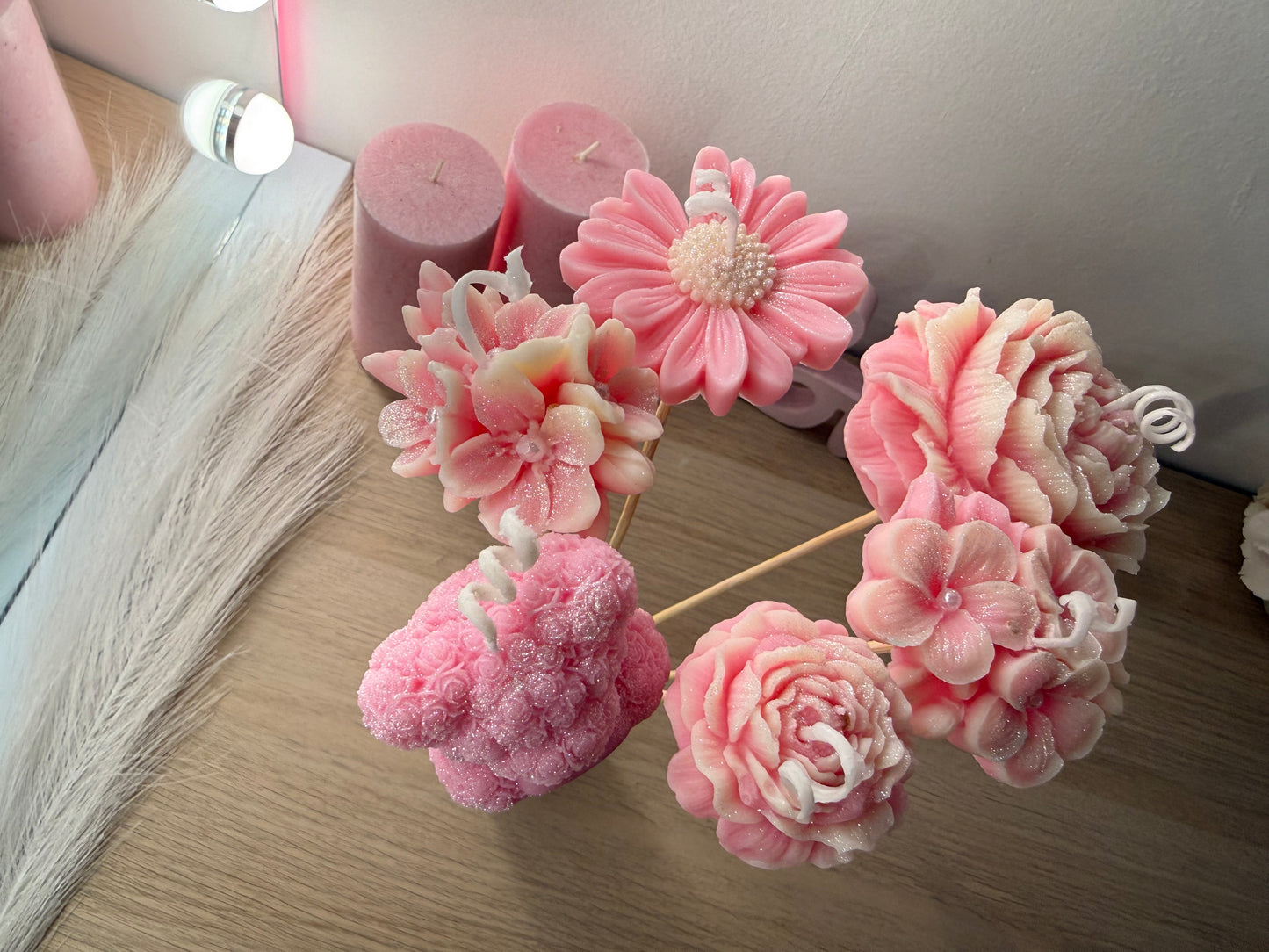 Candle arrangement “Pink Floral Magic” – decoration & gift idea with teddy bear and blossoms (for a real bouquet)