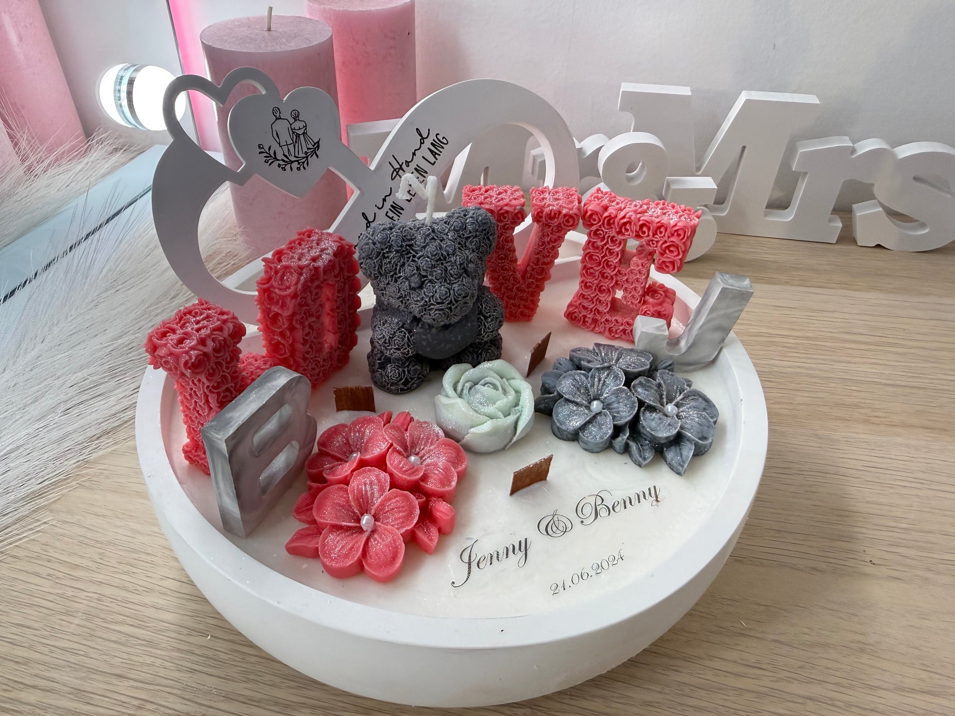 Personalisierte Liebesschale mit „LOVE“-Design – Handgefertigtes Geschenk zur Hochzeit oder zum Jahrestag – handgemacht, personalisierbar, hochwertige Deko