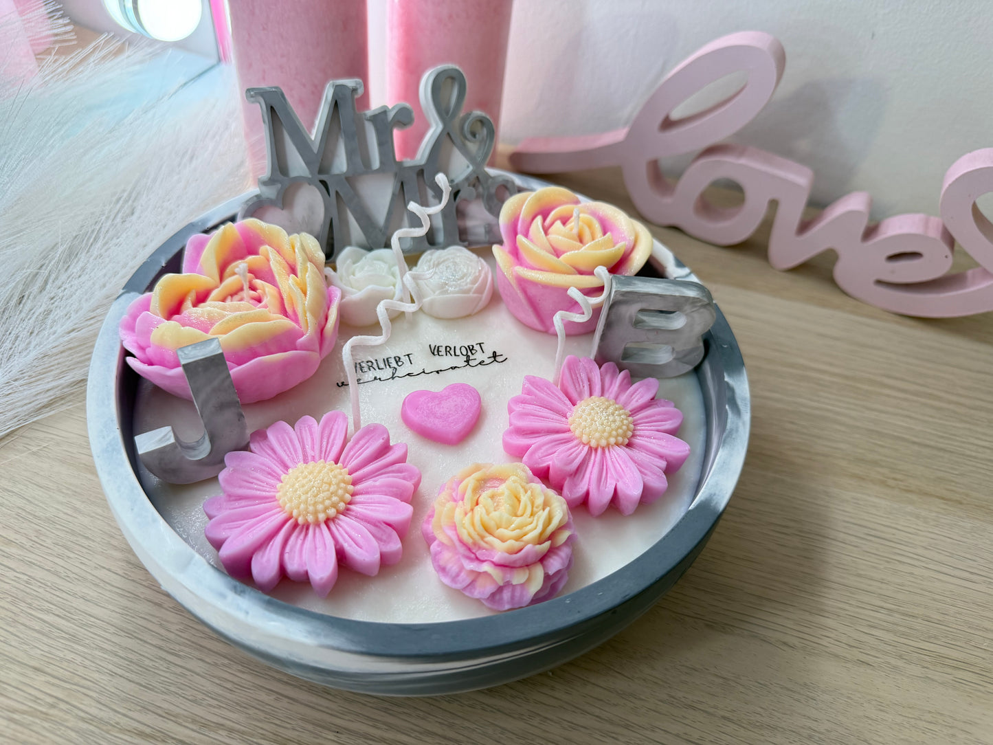 Edles Deko-Arrangement in Marmoroptik – handgegossene Geschenkidee für Hochzeit & Verlobung – personalisierbares Geschenk – handgemacht, personalisierbar, hochwertige Deko