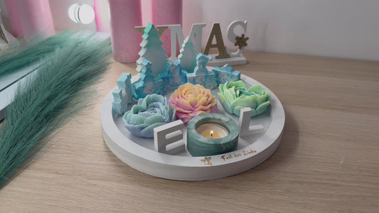 Weihnachts-Deko „Fest der Liebe“ – Handgemachtes Arrangement mit Teelicht – personalisierbare Winterdekoration